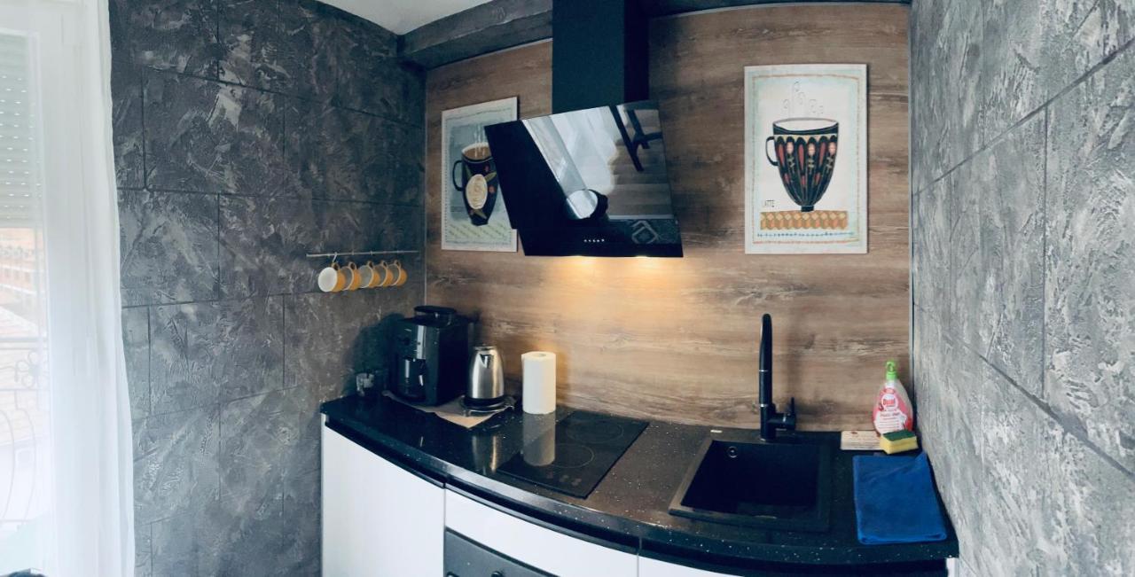 Apartamento Bubinga Kruševac Exterior foto
