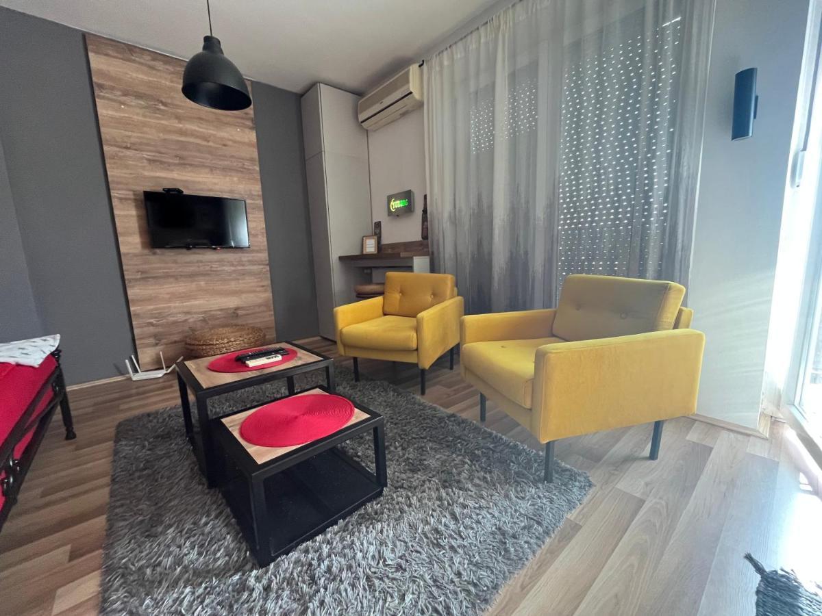 Apartamento Bubinga Kruševac Exterior foto